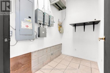 29 AVENTURA COURT Mississauga (Gateway) Ontario photo 28