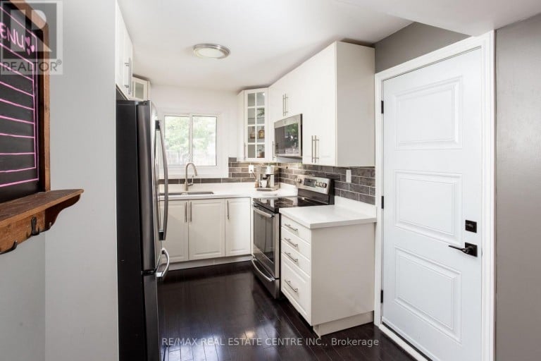 289 ARCHDEKIN DRIVE, Brampton (Madoc), Ontario, L6V1Z3