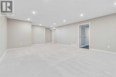 4319 19 Street NW Calgary Alberta photo 37