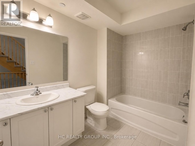 124 - 2645 EAGLESHAM PATH, Oshawa (Windfields), Ontario, L1L0M7