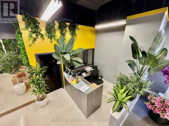 1194 CALEDONIA ROAD E Toronto (Yorkdale-Glen Park) Ontario photo 6
