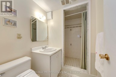 256 WELLESWORTH DRIVE Toronto (Eringate-Centennial-West Deane) Ontario photo 24