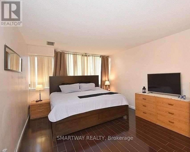 2306 - 350 WEBB DRIVE, Mississauga (City Centre), Ontario, L5B3W4