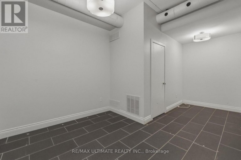 968 COLLEGE STREET, Toronto (Dufferin Grove), Ontario, M5H1A5