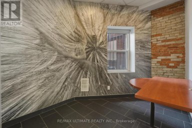 968 COLLEGE STREET Toronto (Dufferin Grove) Ontario photo 9
