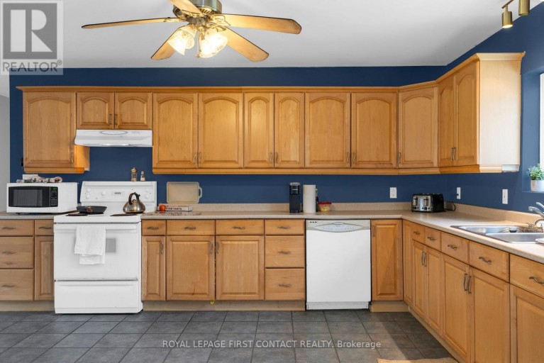 2228 MONCK ROAD, Ramara, Ontario, L3V6H5