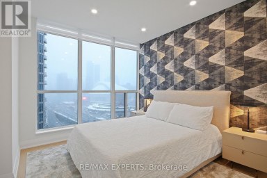 2011 - 208 QUEENS QUAY W Toronto (Waterfront Communities) Ontario photo 17