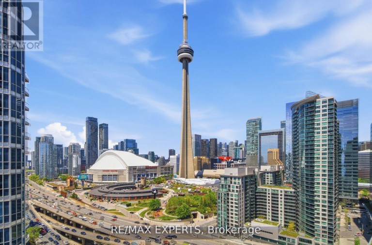 2011 - 208 QUEENS QUAY W, Toronto (Waterfront Communities), Ontario, M5J2Y5