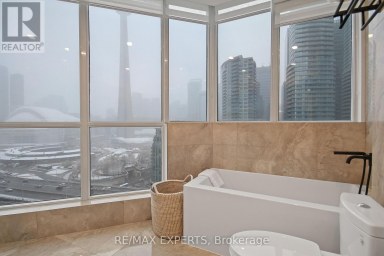 2011 - 208 QUEENS QUAY W Toronto (Waterfront Communities) Ontario photo 21