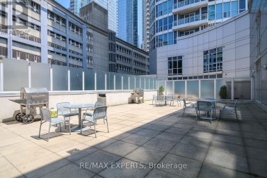 2011 - 208 QUEENS QUAY W Toronto (Waterfront Communities) Ontario photo 38