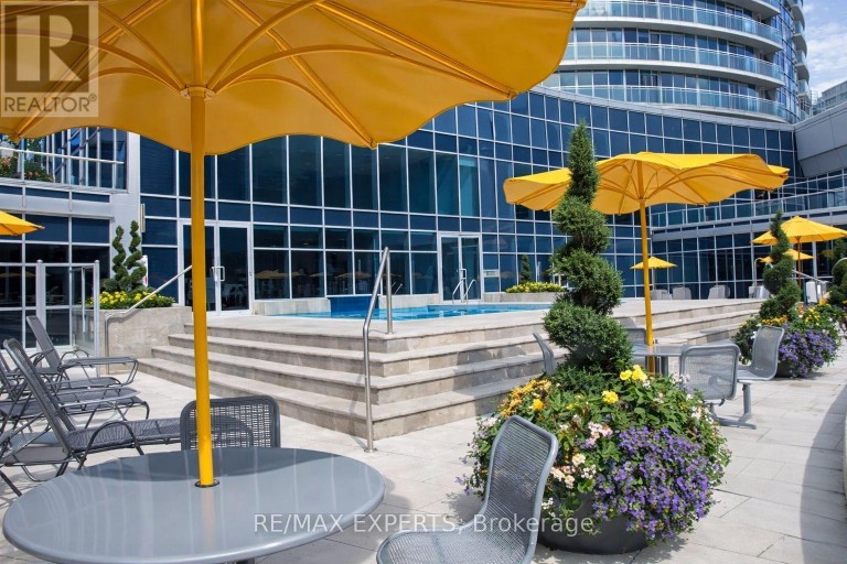 2011 - 208 QUEENS QUAY W, Toronto (Waterfront Communities), Ontario, M5J2Y5