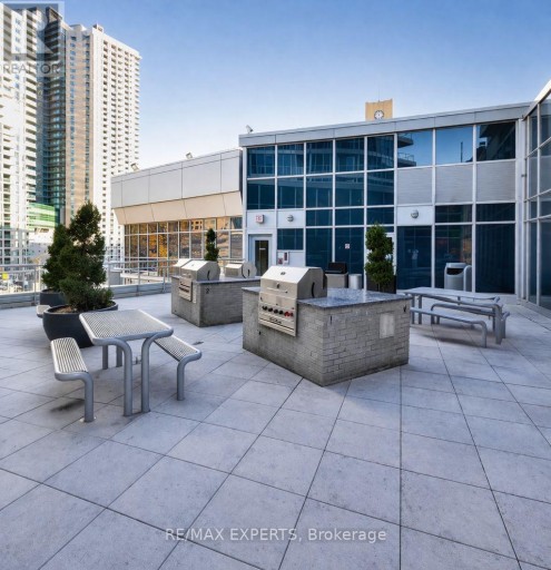 2011 - 208 QUEENS QUAY W, Toronto (Waterfront Communities), Ontario, M5J2Y5