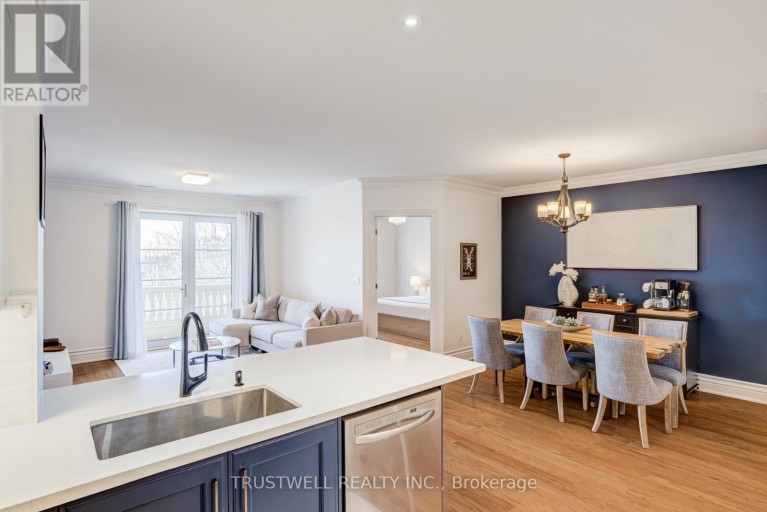 303 - 1 VERCLAIRE GATE, Markham (Unionville), Ontario, L3R8N1