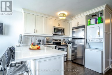 1 - 6 BRANT STREET Mississauga (Port Credit) Ontario photo 3