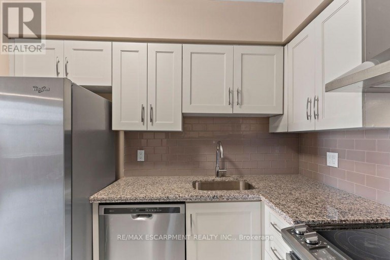 810 - 36 JAMES STREET S, Hamilton (Central), Ontario, L8P4W4