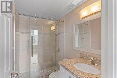 810 - 36 JAMES STREET S Hamilton (Central) Ontario photo 8