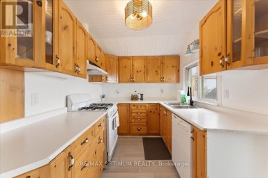 1019 BEACH BOULEVARD Hamilton (Hamilton Beach) Ontario photo 25