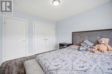2439 DAISY BEND London South (South U) Ontario photo 25