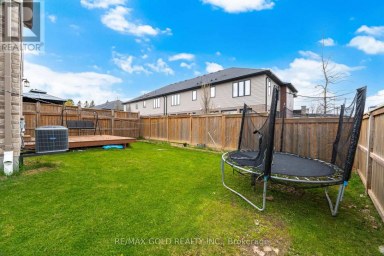 2439 DAISY BEND London South (South U) Ontario photo 27