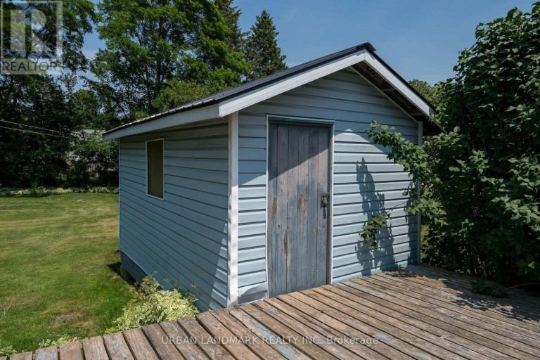 22 QUEEN VICTORIA STREET W, Centre Hastings, Ontario, K0K2K0