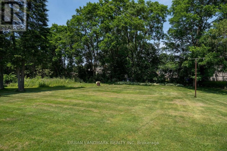 22 QUEEN VICTORIA STREET W, Centre Hastings, Ontario, K0K2K0