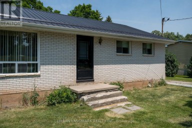 22 QUEEN VICTORIA STREET W Centre Hastings Ontario photo 4