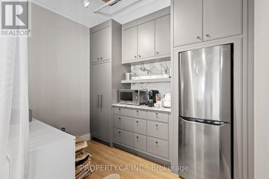 UNIT 311 - 160 PEARS AVENUE Toronto (Annex) Ontario photo 5