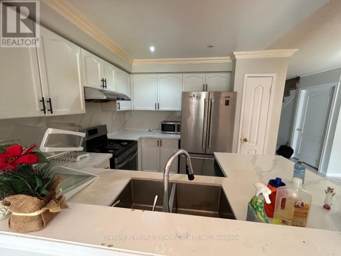 52 TREASURE DRIVE, Brampton (Fletcher's Meadow), Ontario, L7A3L1