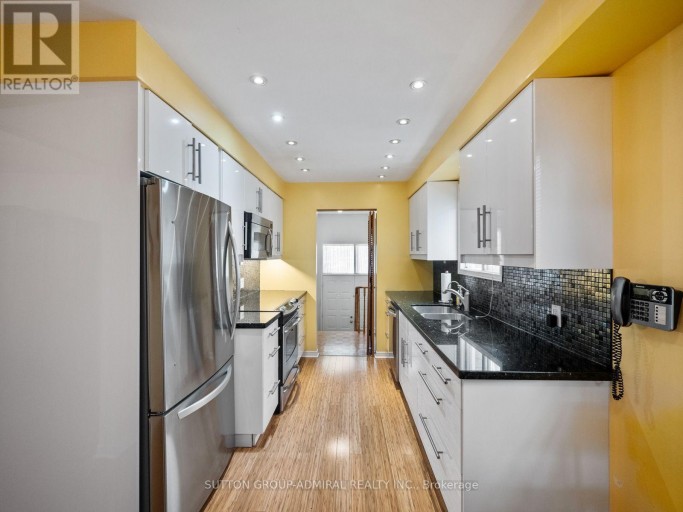 169 ROBERT HICKS DRIVE, Toronto (Westminster-Branson), Ontario, M2R3R3
