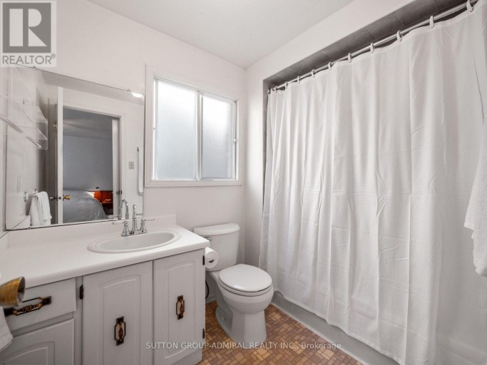 169 ROBERT HICKS DRIVE, Toronto (Westminster-Branson), Ontario, M2R3R3