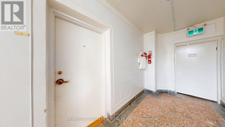 4 - 1110 WESTON ROAD, Toronto (Mount Dennis), Ontario, M6N3S4