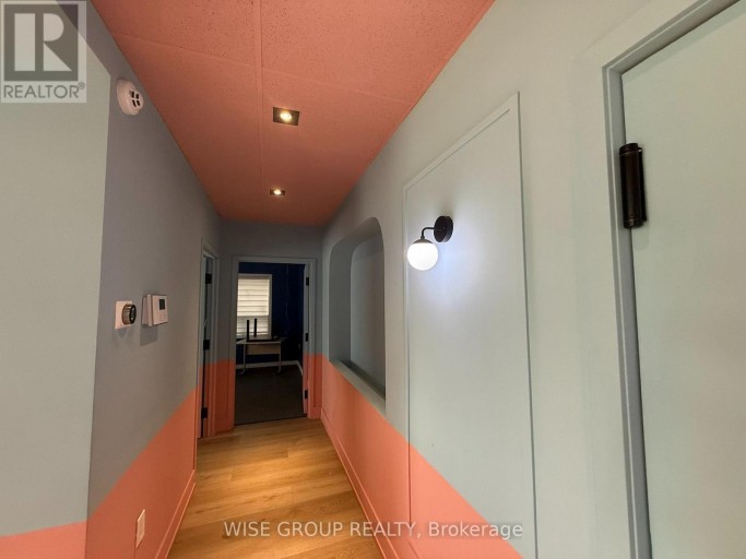 3156 LENWORTH DRIVE, Mississauga (Dixie), Ontario, L4X2G1