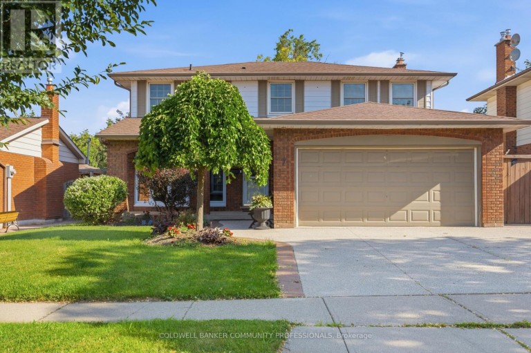7 APEX COURT, Hamilton (Stoney Creek Mountain), Ontario, L8J1J2