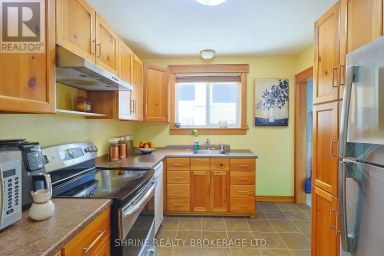 743 SEVILLA PARK PLACE London East (East C) Ontario photo 6
