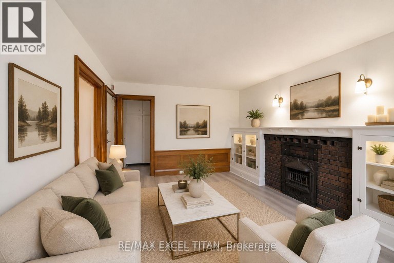 65 - 12 KINGSTON ROAD, Toronto (Woodbine Corridor), Ontario, M4L1S5