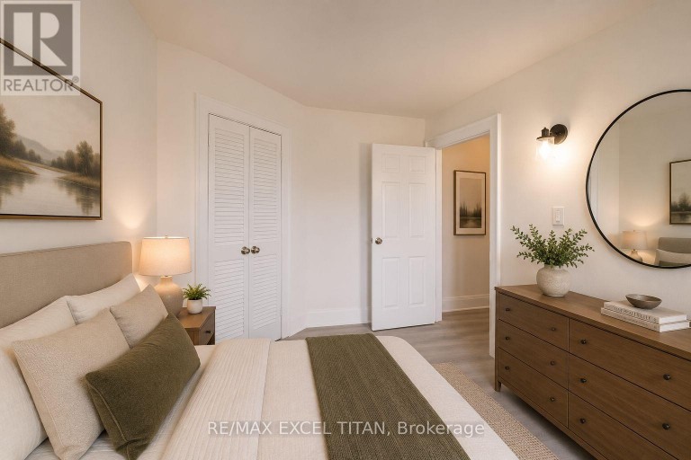65 - 12 KINGSTON ROAD, Toronto (Woodbine Corridor), Ontario, M4L1S5