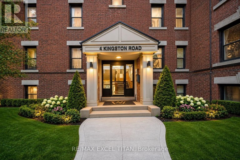 43 - 4 KINGSTON ROAD, Toronto (Woodbine Corridor), Ontario, M4L2S4