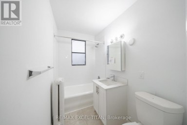 43 - 4 KINGSTON ROAD Toronto (Woodbine Corridor) Ontario photo 8