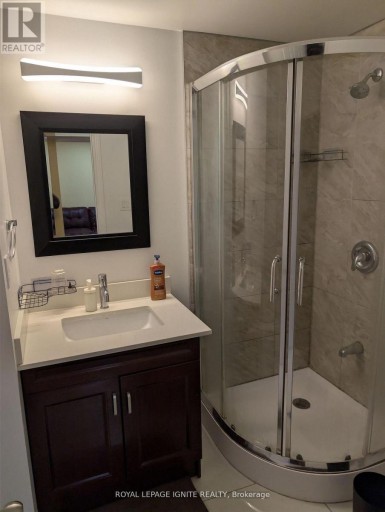 98 CHLOE CRESCENT, Markham (Middlefield), Ontario, L3S2H7