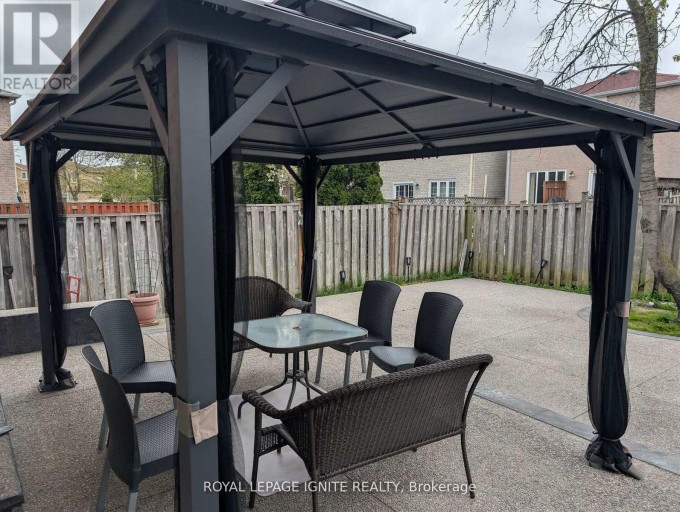 98 CHLOE CRESCENT, Markham (Middlefield), Ontario, L3S2H7