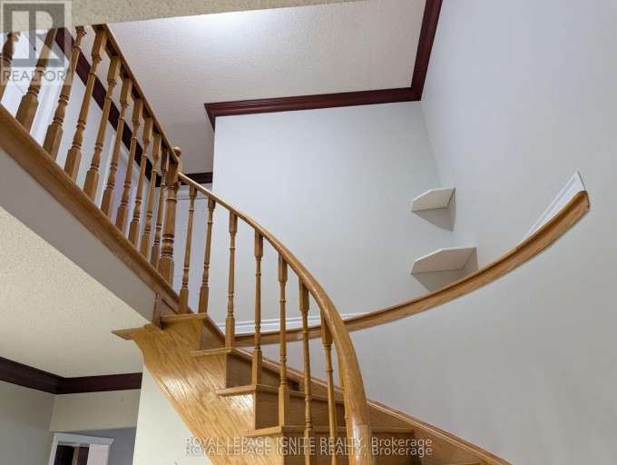 98 CHLOE CRESCENT, Markham (Middlefield), Ontario, L3S2H7