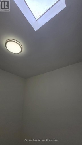 2ND FLOOR - 1454 QUEEN STREET W, Toronto (Roncesvalles), Ontario, M6K1M2