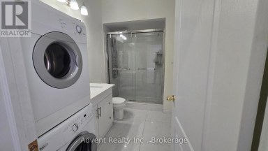 2ND FLOOR - 1454 QUEEN STREET W Toronto (Roncesvalles) Ontario photo 8