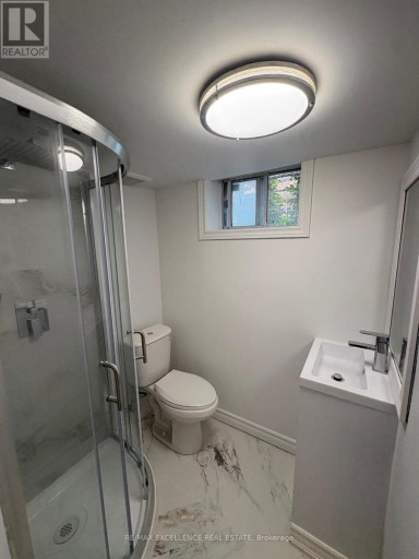 25 GARRATT (ROOM) BOULEVARD, Toronto (Downsview-Roding-CFB), Ontario, M3K1S8