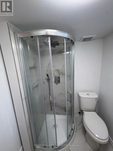 25 GARRATT (ROOM) BOULEVARD, Toronto (Downsview-Roding-CFB), Ontario, M3K1S8