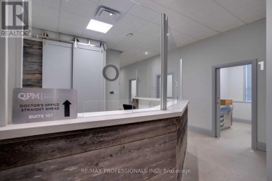 107 - 523 THE QUEENSWAY WAY Toronto (Stonegate-Queensway) Ontario photo 10
