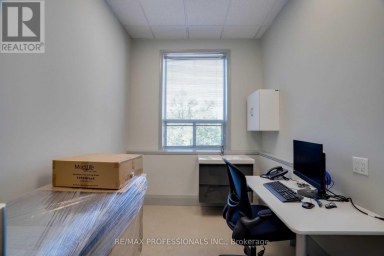 107 - 523 THE QUEENSWAY WAY Toronto (Stonegate-Queensway) Ontario photo 13