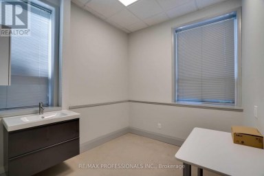107 - 523 THE QUEENSWAY WAY Toronto (Stonegate-Queensway) Ontario photo 19