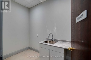 107 - 523 THE QUEENSWAY WAY Toronto (Stonegate-Queensway) Ontario photo 21