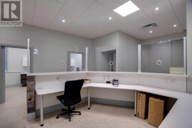 107 - 523 THE QUEENSWAY WAY Toronto (Stonegate-Queensway) Ontario photo 8